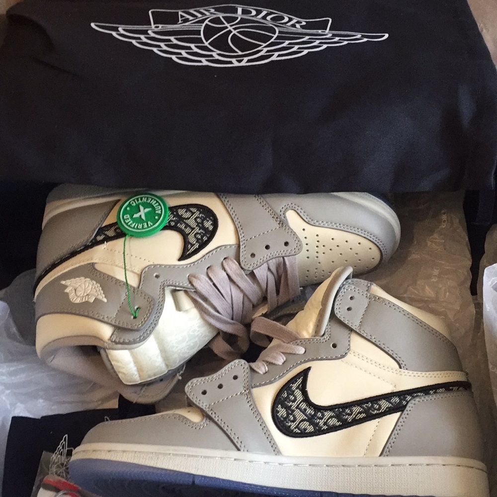 Dior aj 1